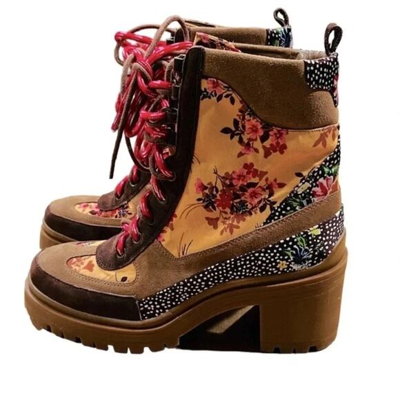 Gianni Bini throw back combat boots Floral  multi color 2 laces Size 9 NWOB - Picture 6 of 12